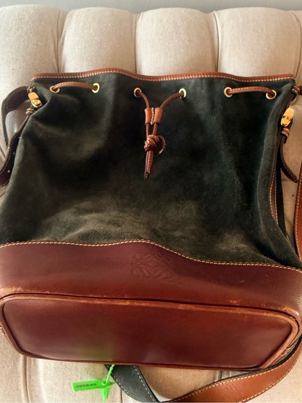 LOEWE Vintage 1985 Caza Cordoban Suede Balloon Bucket Bag Forest Green - Picture 7 of 16